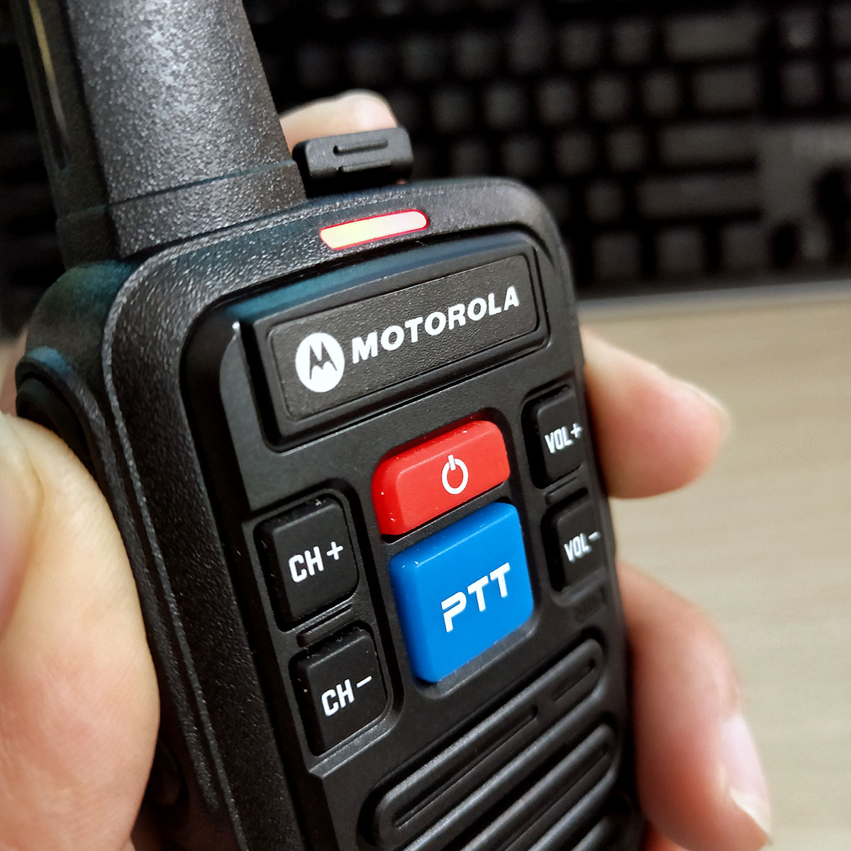 Bộ đàm Motorola Minitor VI, bộ đàm mini cầm tay nhỏ gọn - Hàng nhập khẩu