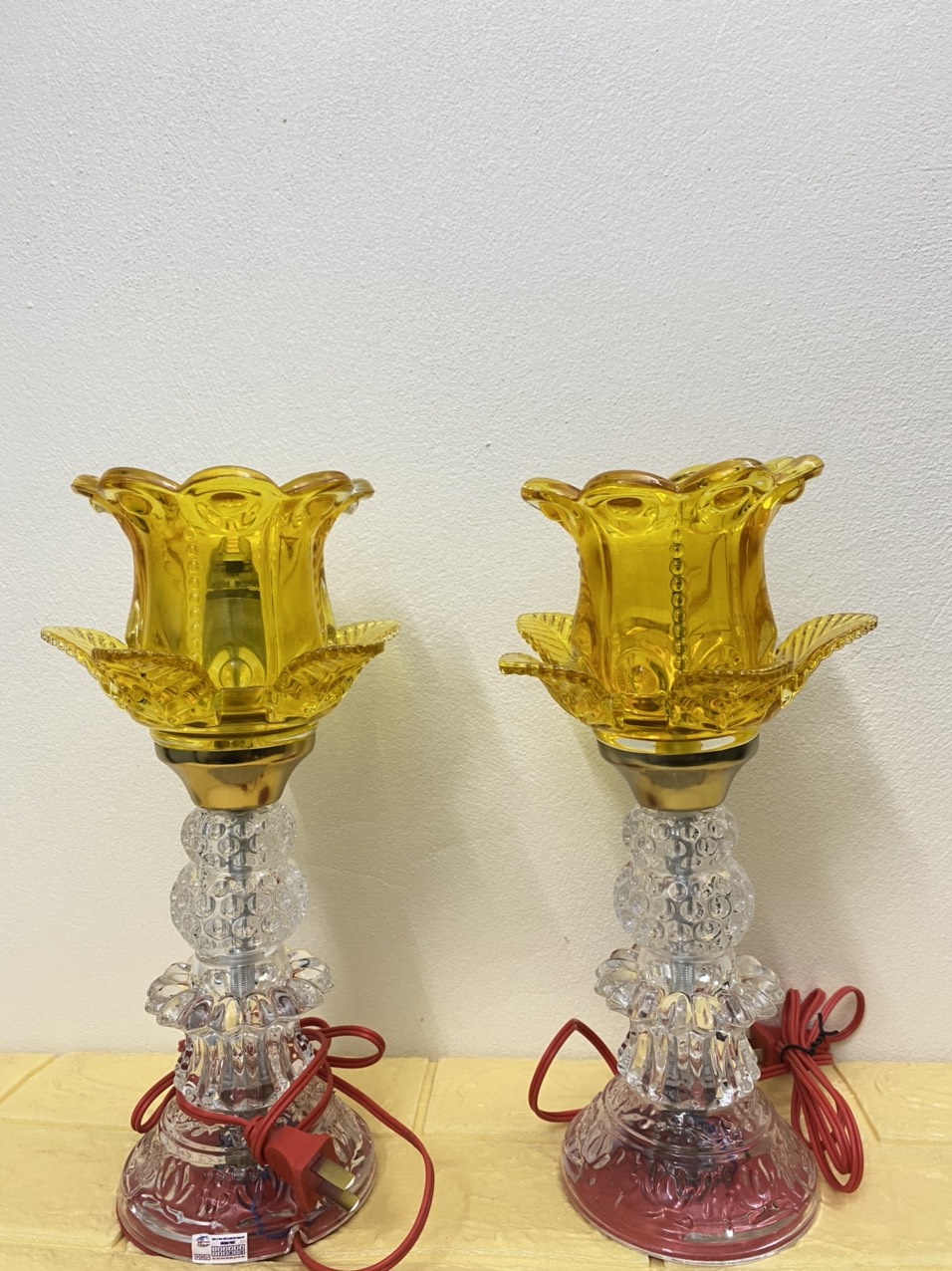 Cặp đèn thờ điện đổi màu