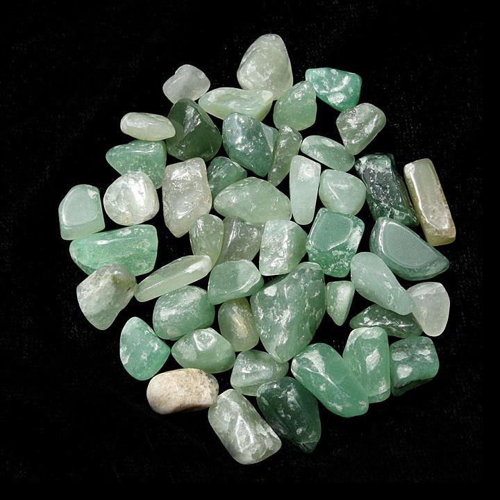 Đá thanh tẩy chơi bài tarot màu xanh lá