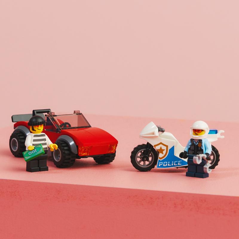 Đồ Chơi Lắp Ráp LEGO City Mô Tô Cảnh Sát Truy Đuổi Tội Phạm 60392 (59 chi tiết)