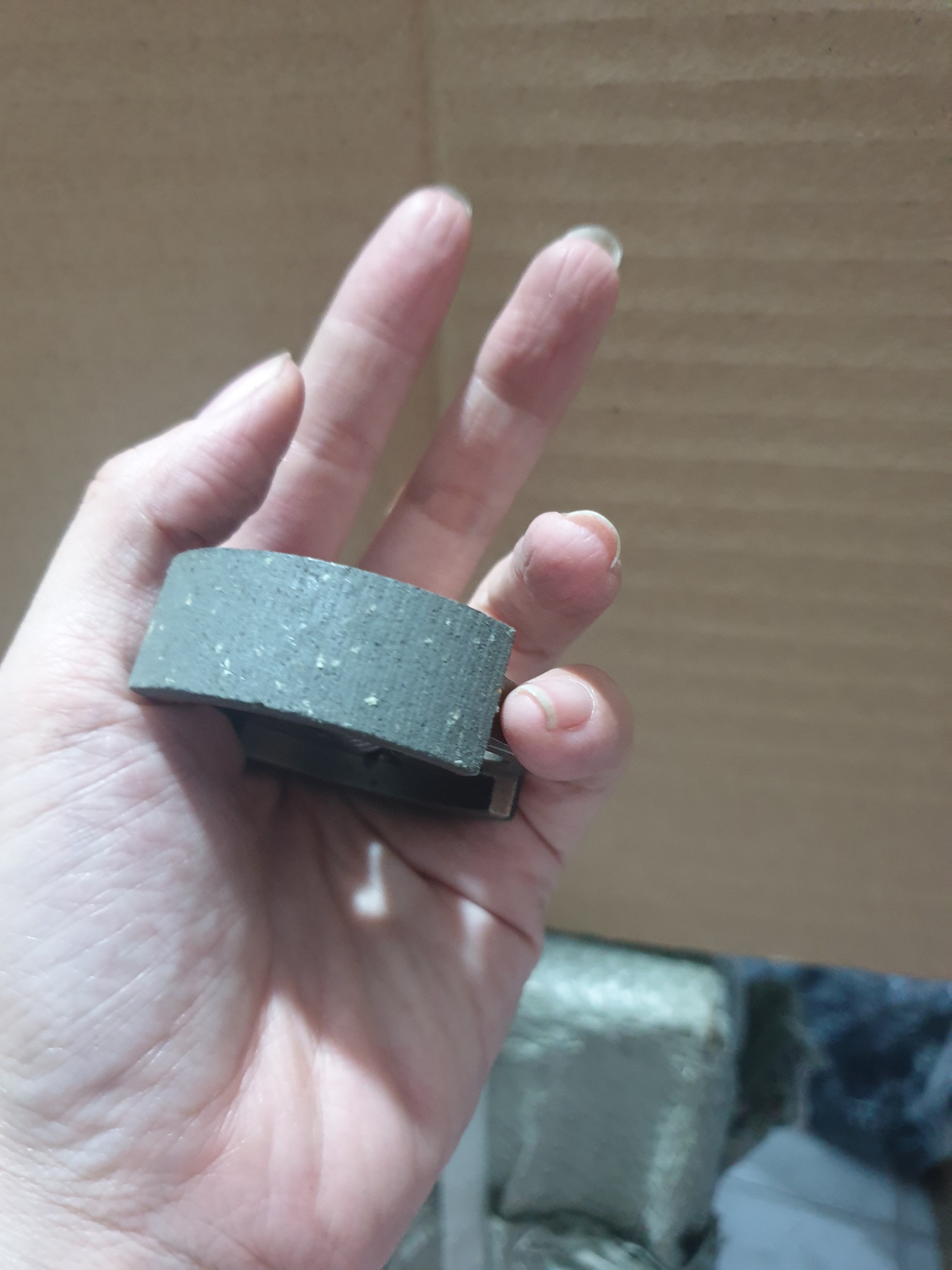 BỐ CÔN MÁY CẮT CỎ 260. CÔN SỐ - ĐEN