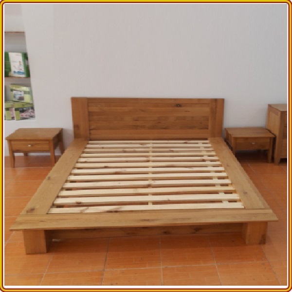 Giường ngủ Nhật kiểu thấp màu tự nhiên Tundo - 1m8