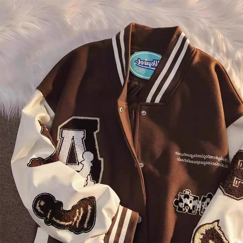 (hàng có sẵn)Áo bomber nam nữ 2 màu họa tiết mảnh ghép thêu xù,Áo khoác varsity Miuzi DT134
