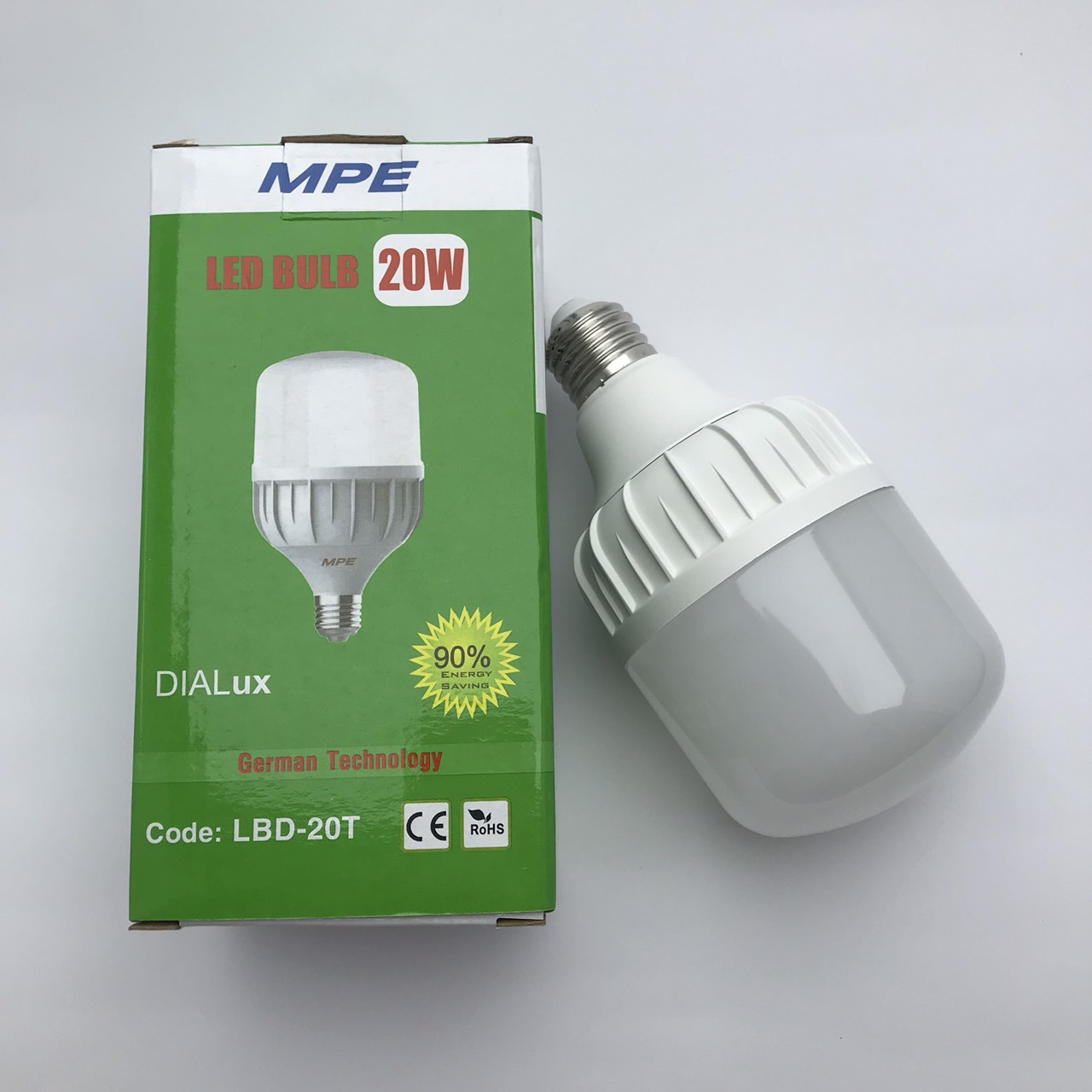 COMBO 2 ĐÈN LED BULB - ÁNH SÁNG TRẮNG - ÁNH SÁNG LIÊN TỤC TỐT CHO THỊ LỰC - 20W MPE LBD-20