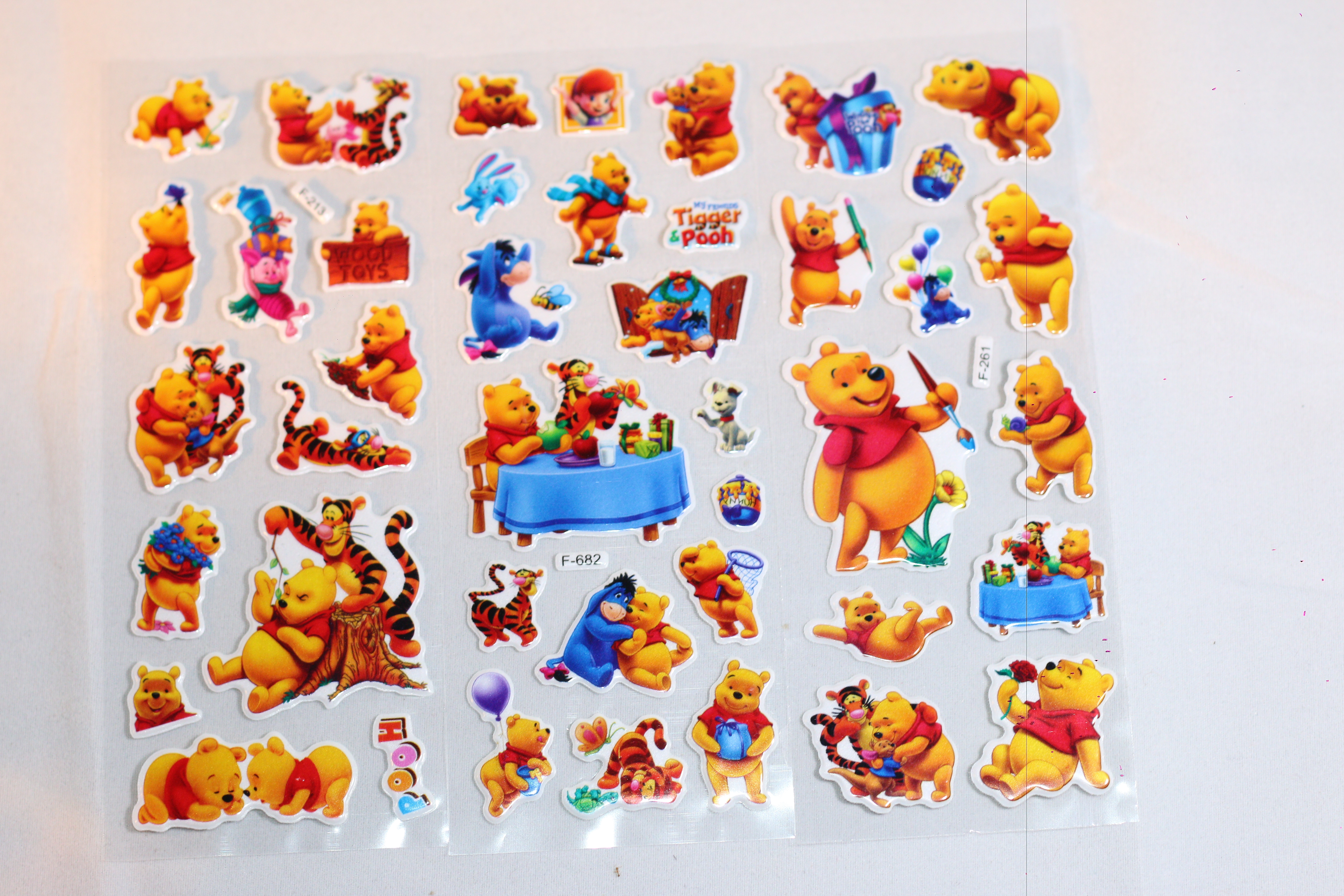 Set 6 Sticker Dán Trang Trí Hoạt Hình Gấu Pooh