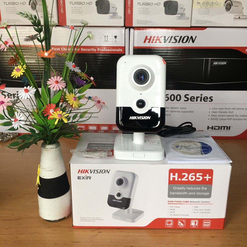 Camera wifi Hikvison Cube DS-2CD2421G0-IW H265+ đàm thoại 2 chiều - Hàng chính hãng