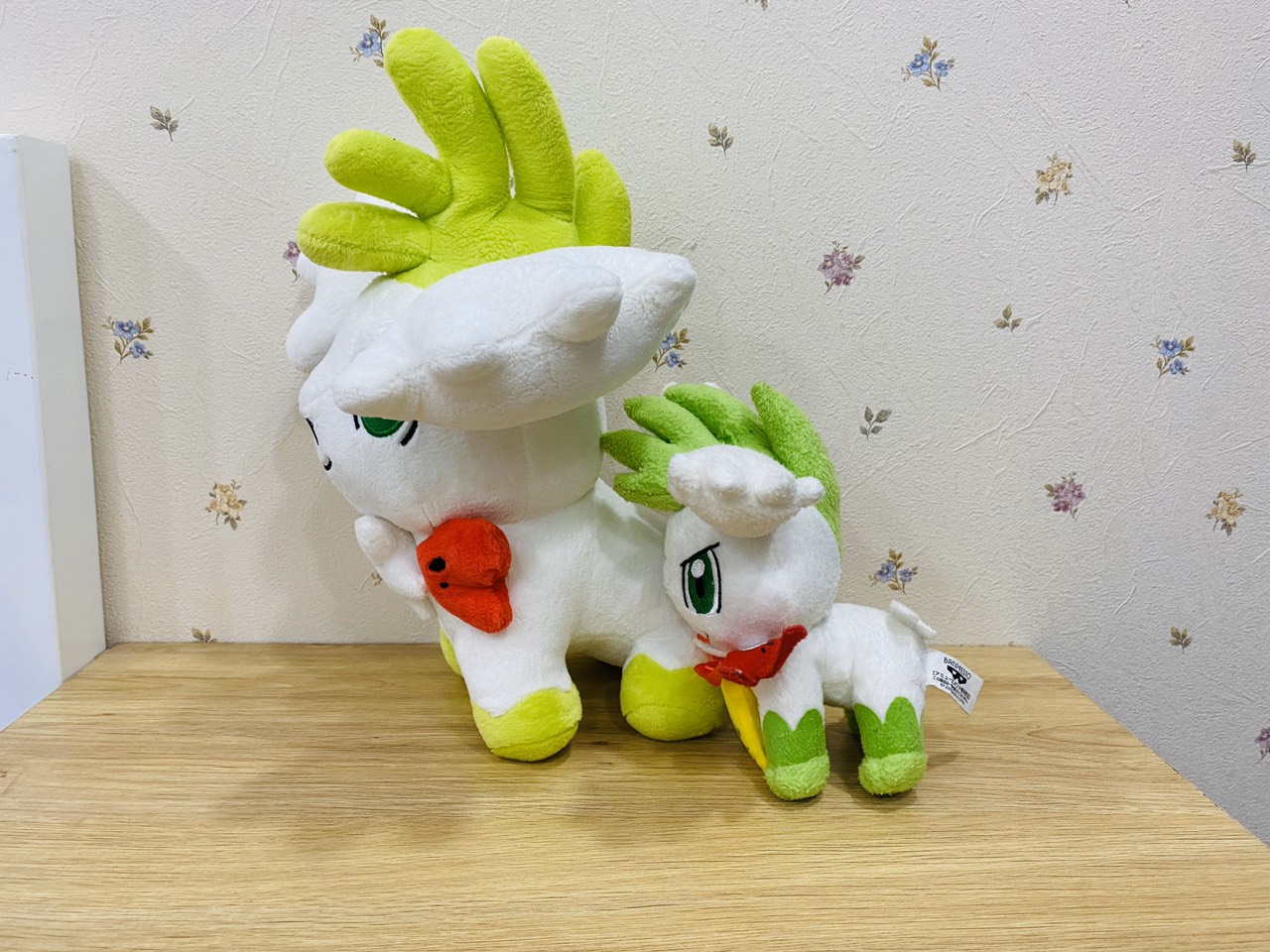 Gấu bông Pokemon Huyền Thoại Shaymin (Hình thái bầu trời) Combo 1 lớn 1 nhỏ