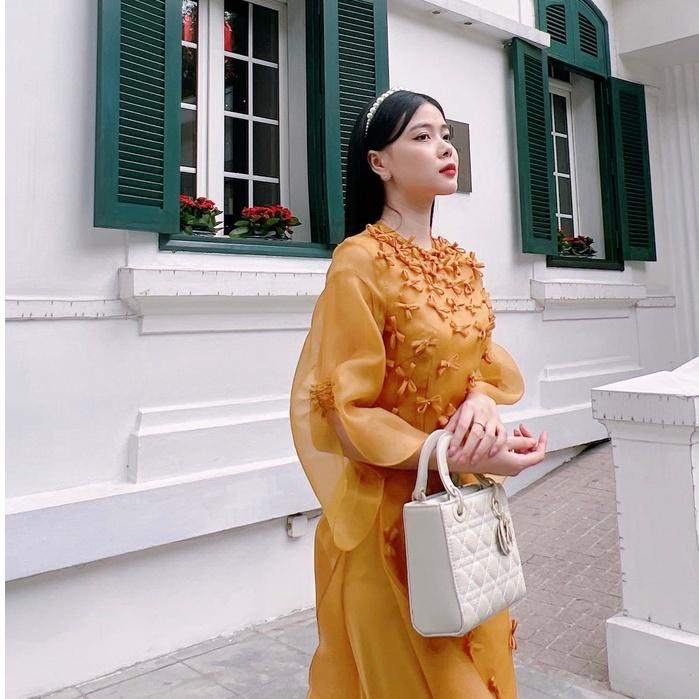 Áo dài cách tân Thiên Kim Mita hình nơ xinh đi dạ hội