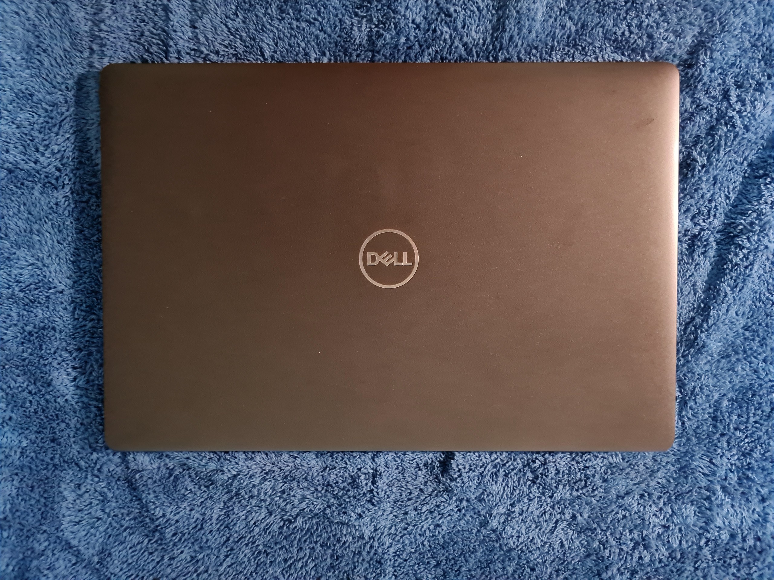 Laptop Latitude 5300 xách tay Nhật Bản