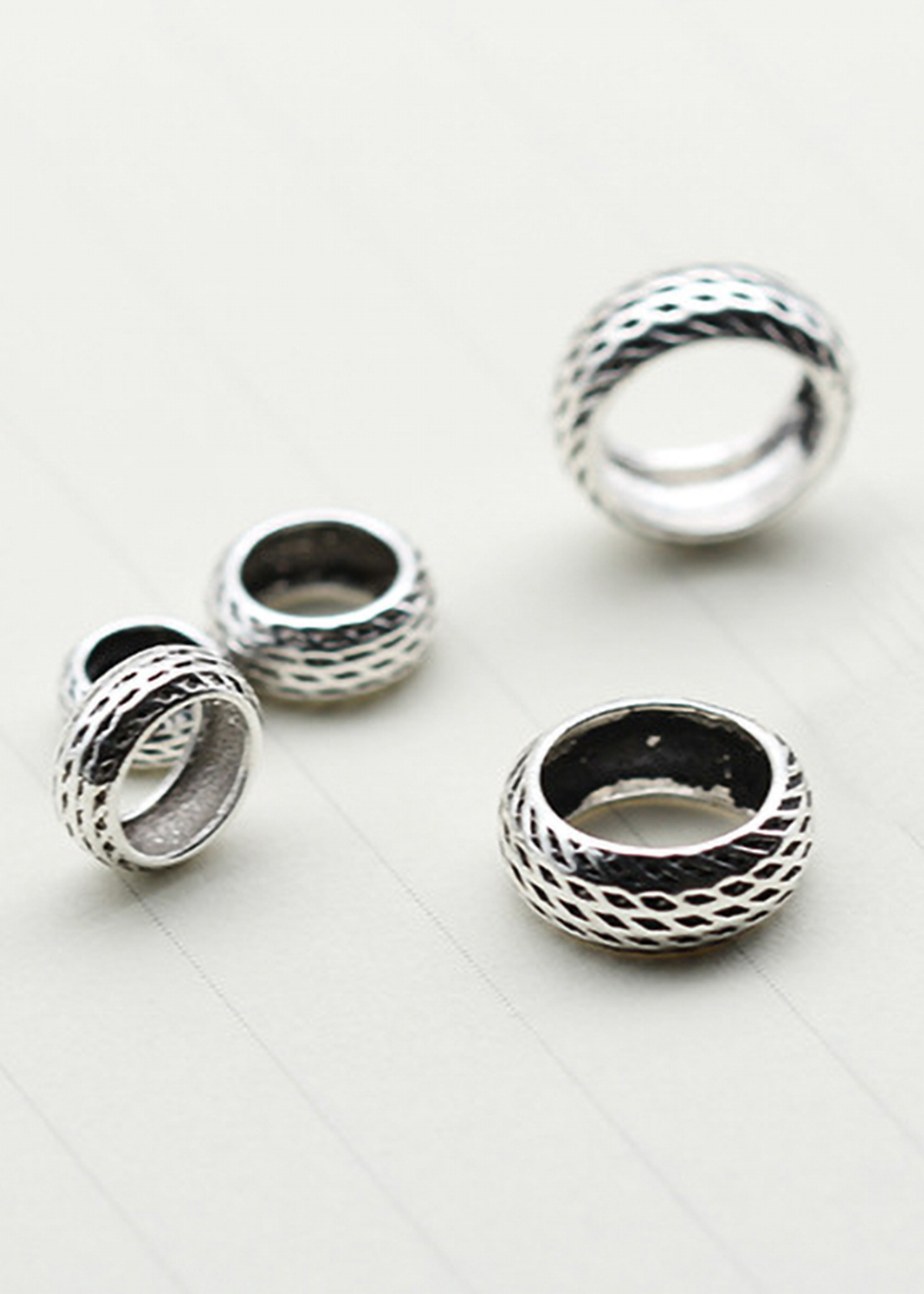 Charm bạc chặn hạt họa tiết hoa văn - Ngọc Qúy Gemstones