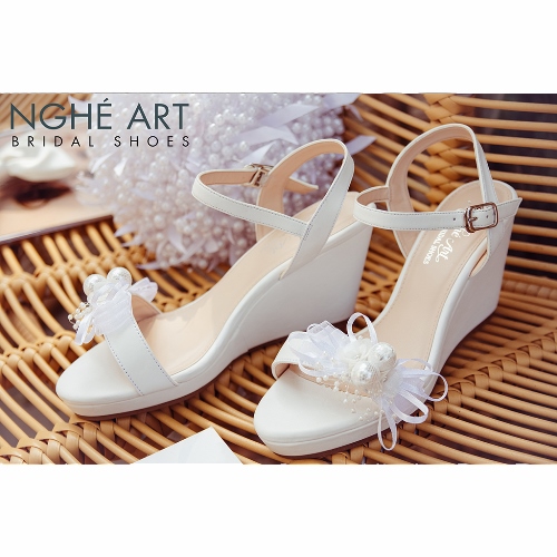 Giày cưới Nghé Art xuồng đính nơ trắng 329