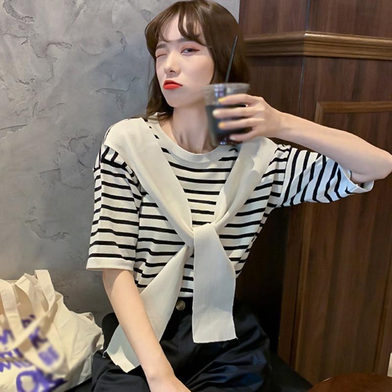 Áo thun với khăn choàng giả 2 lớp dáng rộng cổ tròn tay ngắn họa tiết kẻ sọc thời trang mùa hè