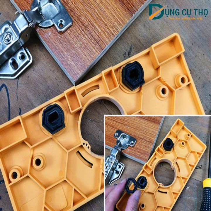 Cữ khoan bản lề bật