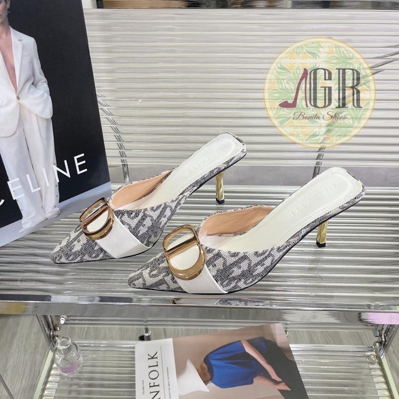 Guốc mũi nhọn khoá D vải thêu gót nhọn vàng 6 cm