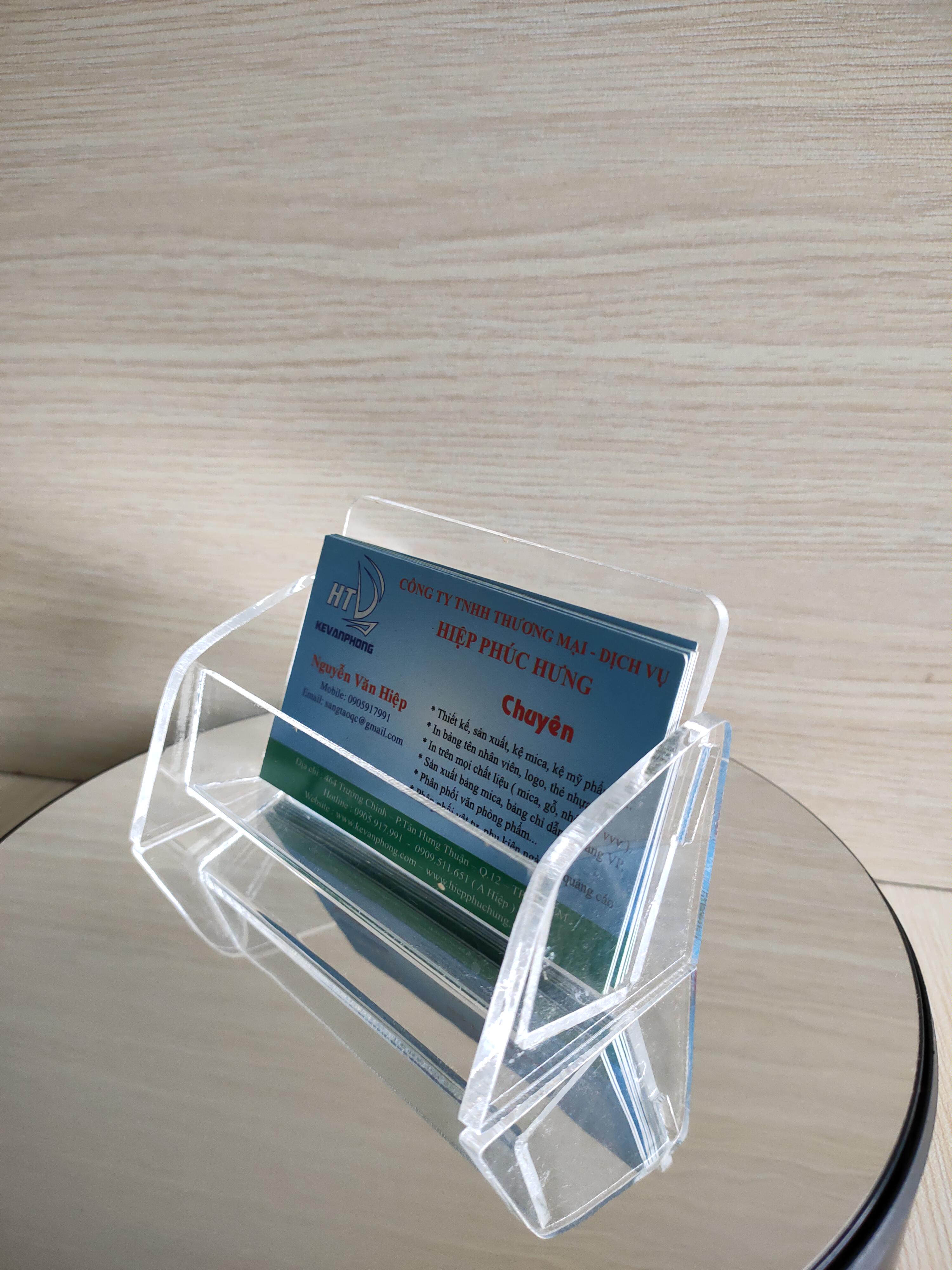 Kệ để namecard bằng mica