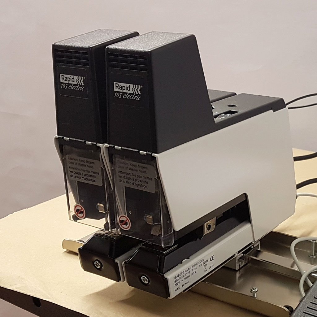 Máy Bấm Kim Rapid 105E