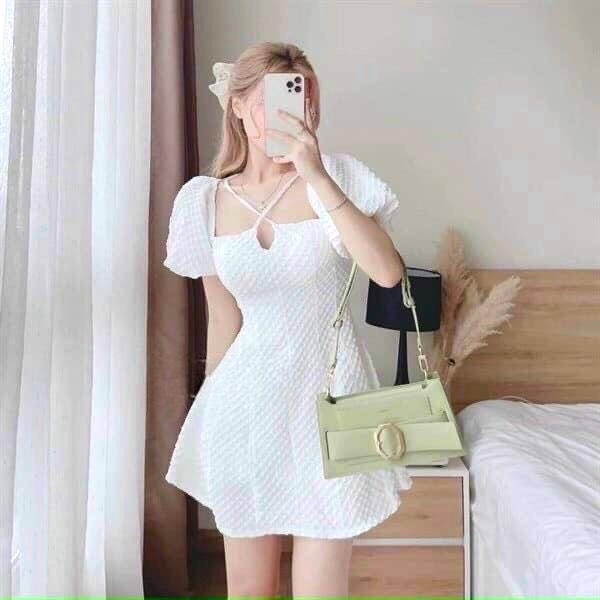 ĐẦM XỐP TAY PHỒNG CHÉO DÂY NGỰC 13395