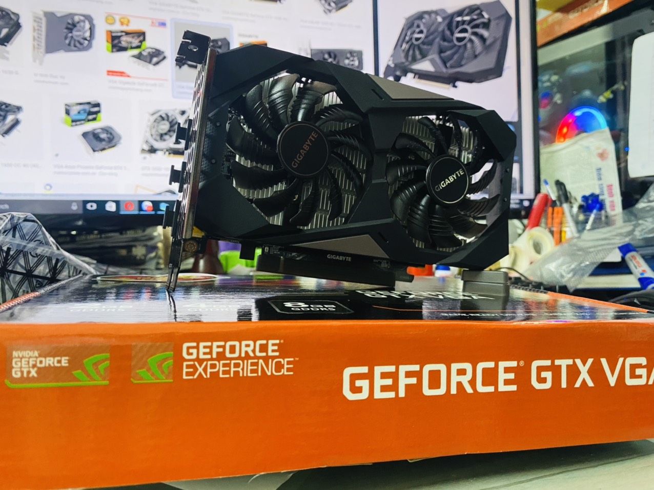 Card màn hình GIGABYTE GeForce GTX 1650 4GB GDDR5 OC (GV-N1650OC-4GD) - Hàng Chính Hãng