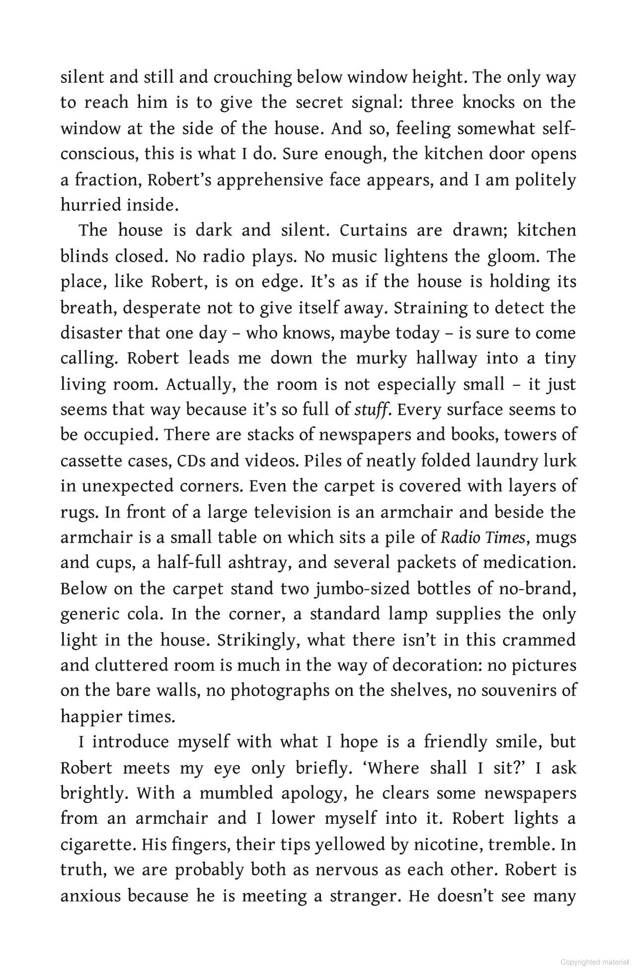Sách ngoại văn: Paranoia - A Journey Into Extreme Mistrust And Anxiety