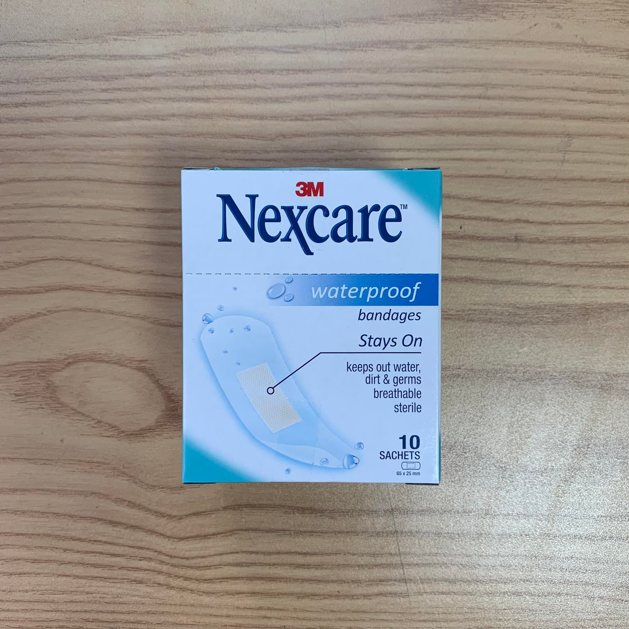 Hộp băng dán cá nhân bảo vệ vết thương chống thấm nước 3M Nexcare, 5 miếng/vỉ, 10 vỉ/hộp, sản xuất tại Thái Lan