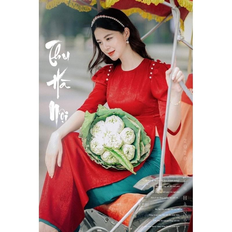 Áo dài cách tân kiểu đỏ