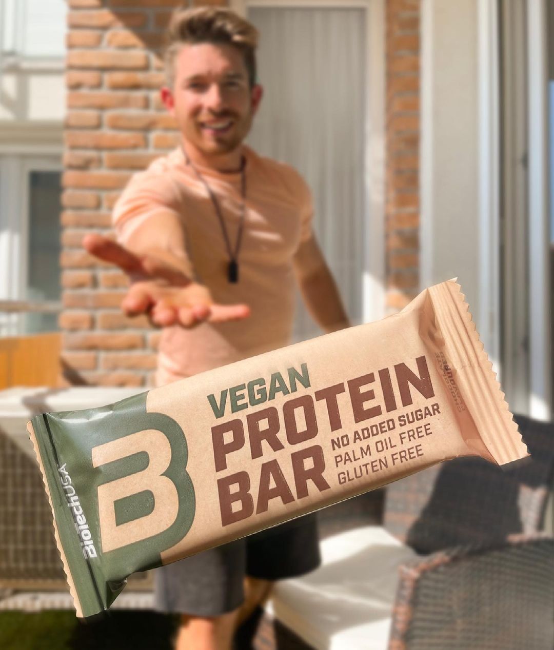 Thanh Bánh Vegan Protein Bar BiotechUSA – Hộp 20 Thanh