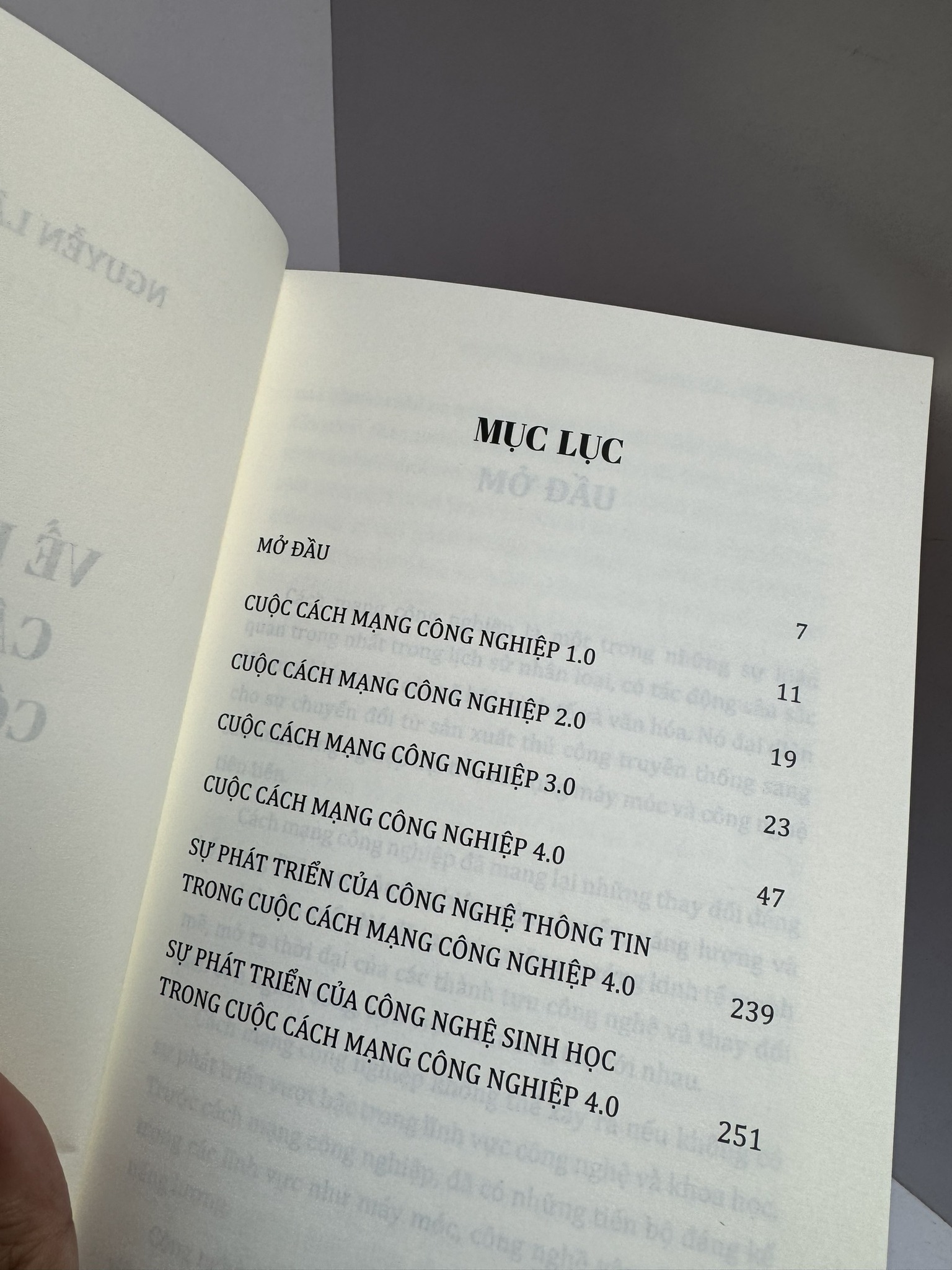 VỀ BỐN CUỘC CÁCH MẠNG CÔNG NGHIỆP – Nguyễn Lân Dũng – Hanoi Books - NXB Dân Trí
