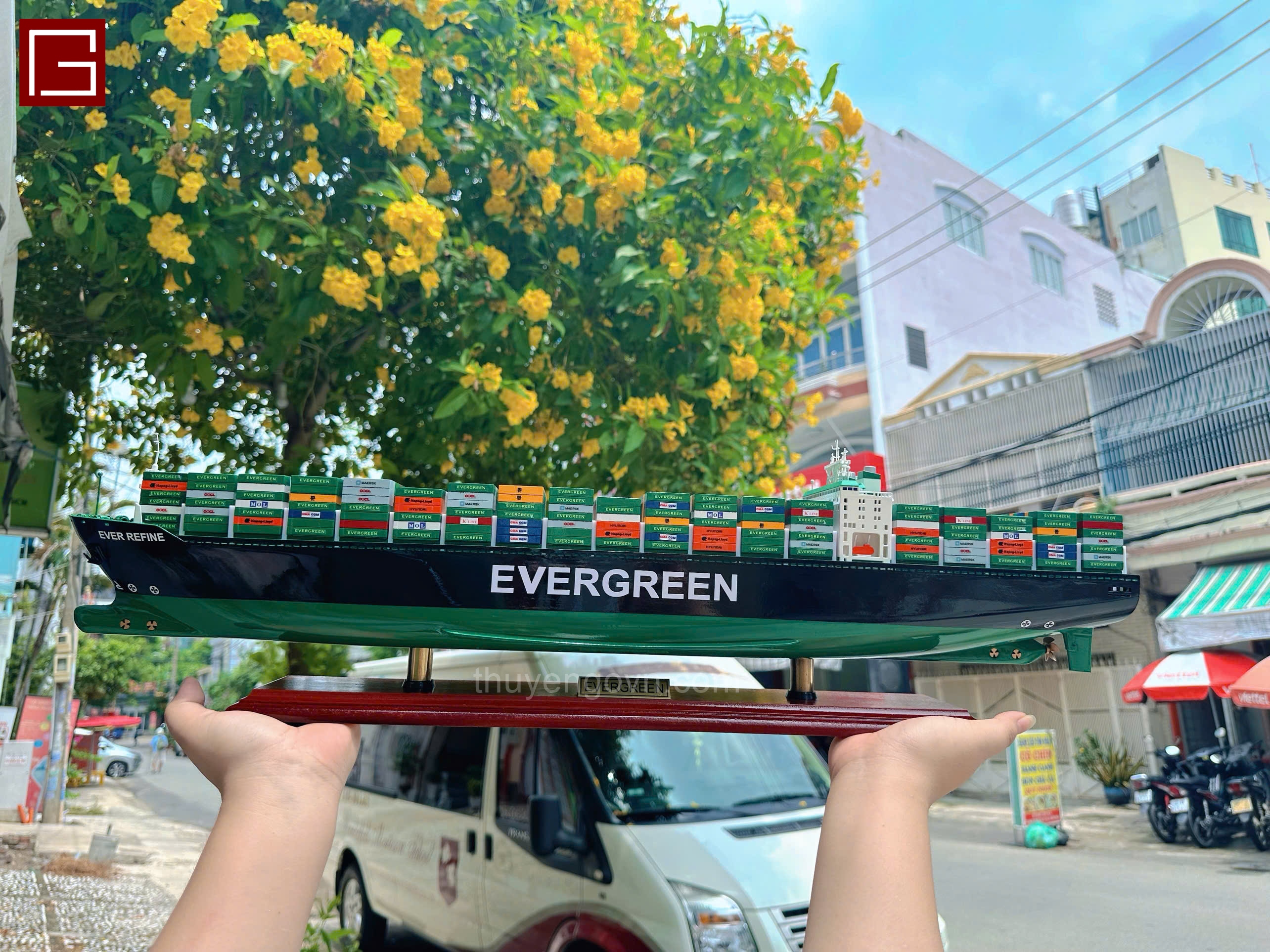 Mô Hình Thuyền Gỗ Phong Thủy Gia Nhiên, Thuyền Container Gỗ EVERGREEN, Tàu container hàng chính hãng