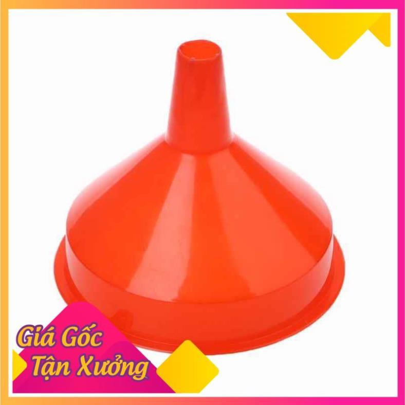 Phễu Nhựa Nhiều Màu Rộng 11cm Có Móc Treo Tiện Lợi TP'S