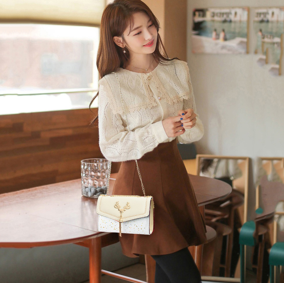 Túi Đeo Chéo Nữ Sừng Tuần Lộc Màu Vàng
