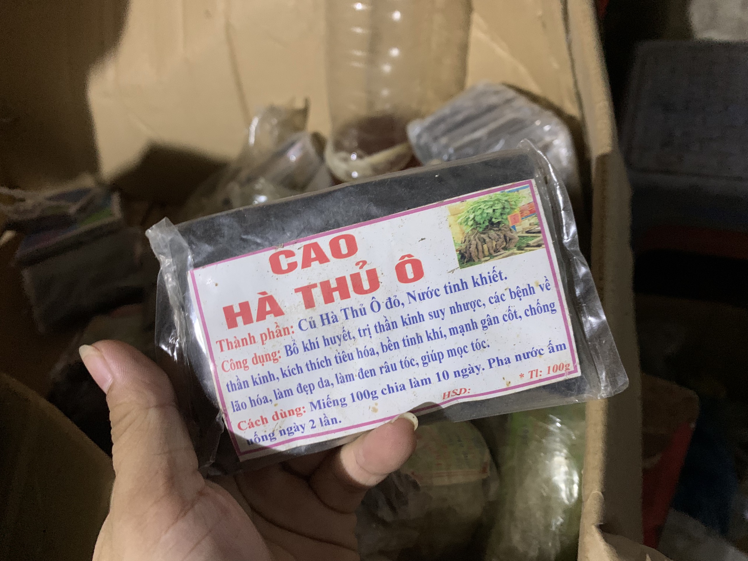 Cao hà thủ ô đỏ 100gram