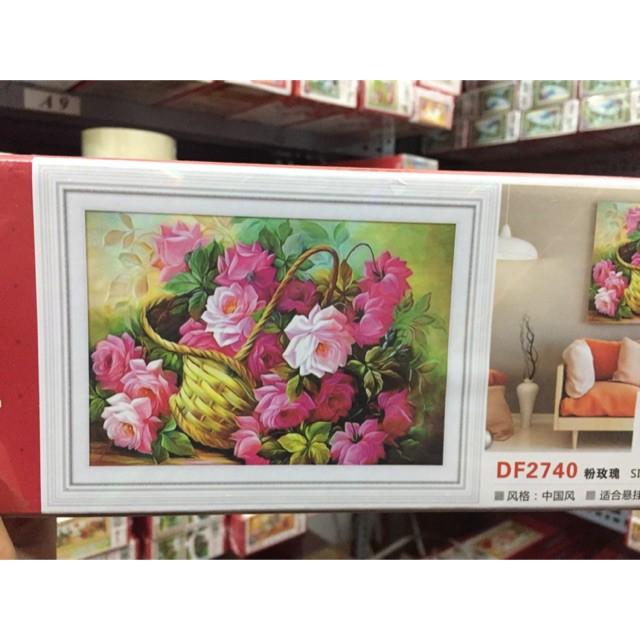 Tranh Đính Đá GIỎ HOA KHOE SẮC . Kích Thước: 75cm x 55cm