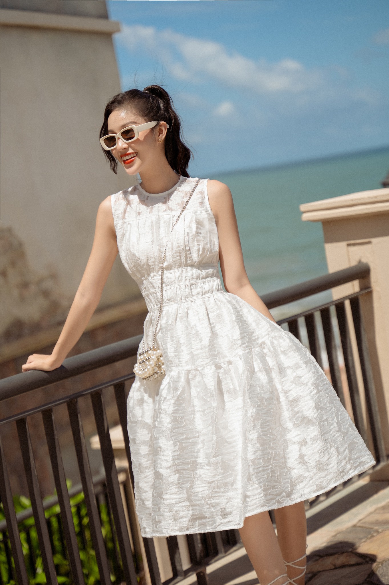 OLV - Đầm White Flowers Dress