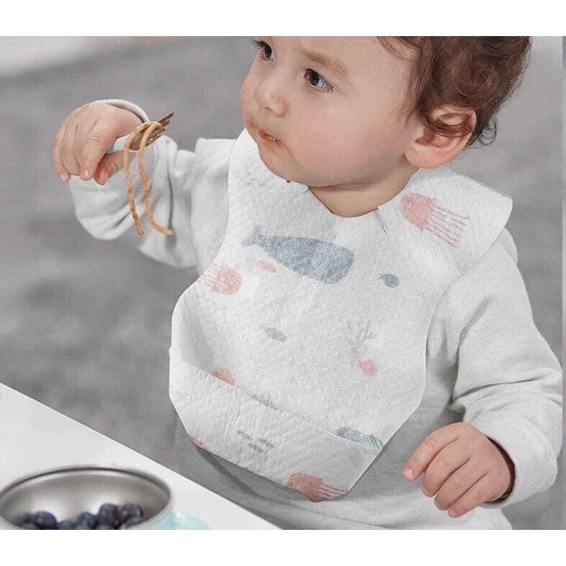 Sét 10 yếm giấy hoạt hình tiện lợi khi đi du lịch