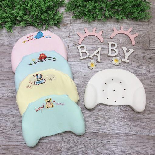 Gối lõm cao su hình bán nguyệt có lỗ thông khí thoáng mát an toàn cho bé sơ sinh