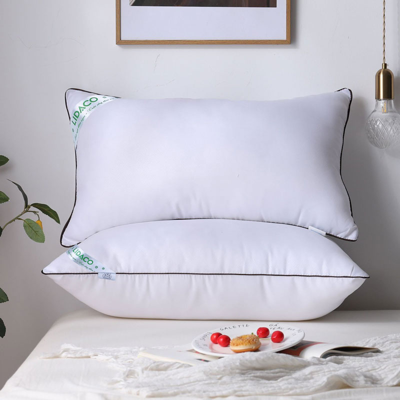 Ruột Gối Nằm Viền Đen Lidaco 50x70cm