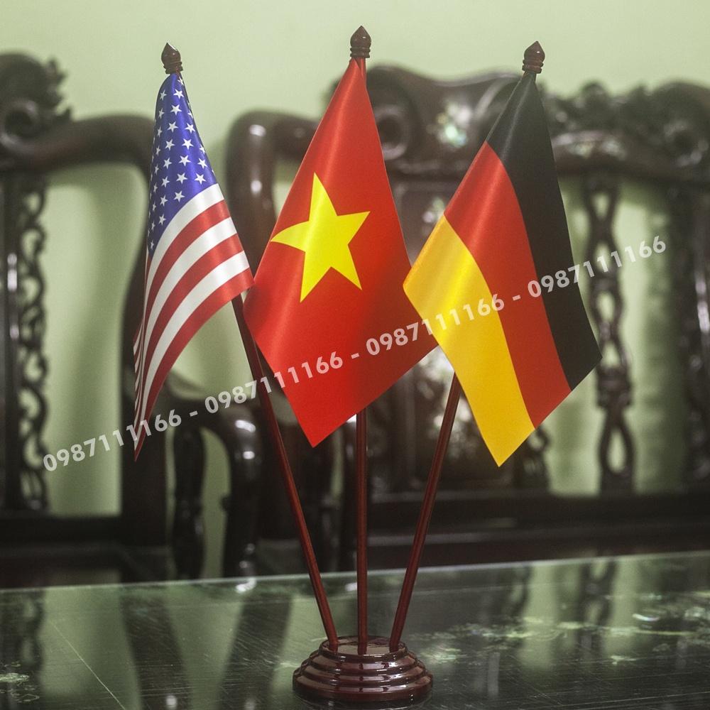 Cờ Để Bàn Mỹ - Việt Nam - Đức