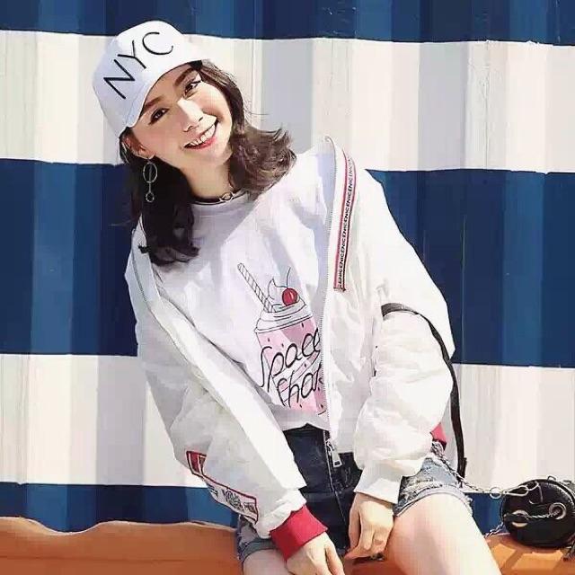 ÁO KHOÁC GIÓ NỮ FORM RỘNG CÁ TINH