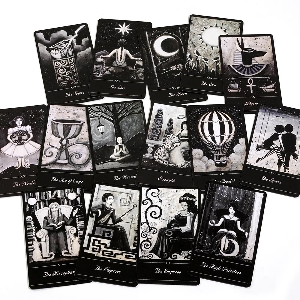 Bộ bài The Phantomwise Tarot 78 lá bài tặng đá thanh tẩy