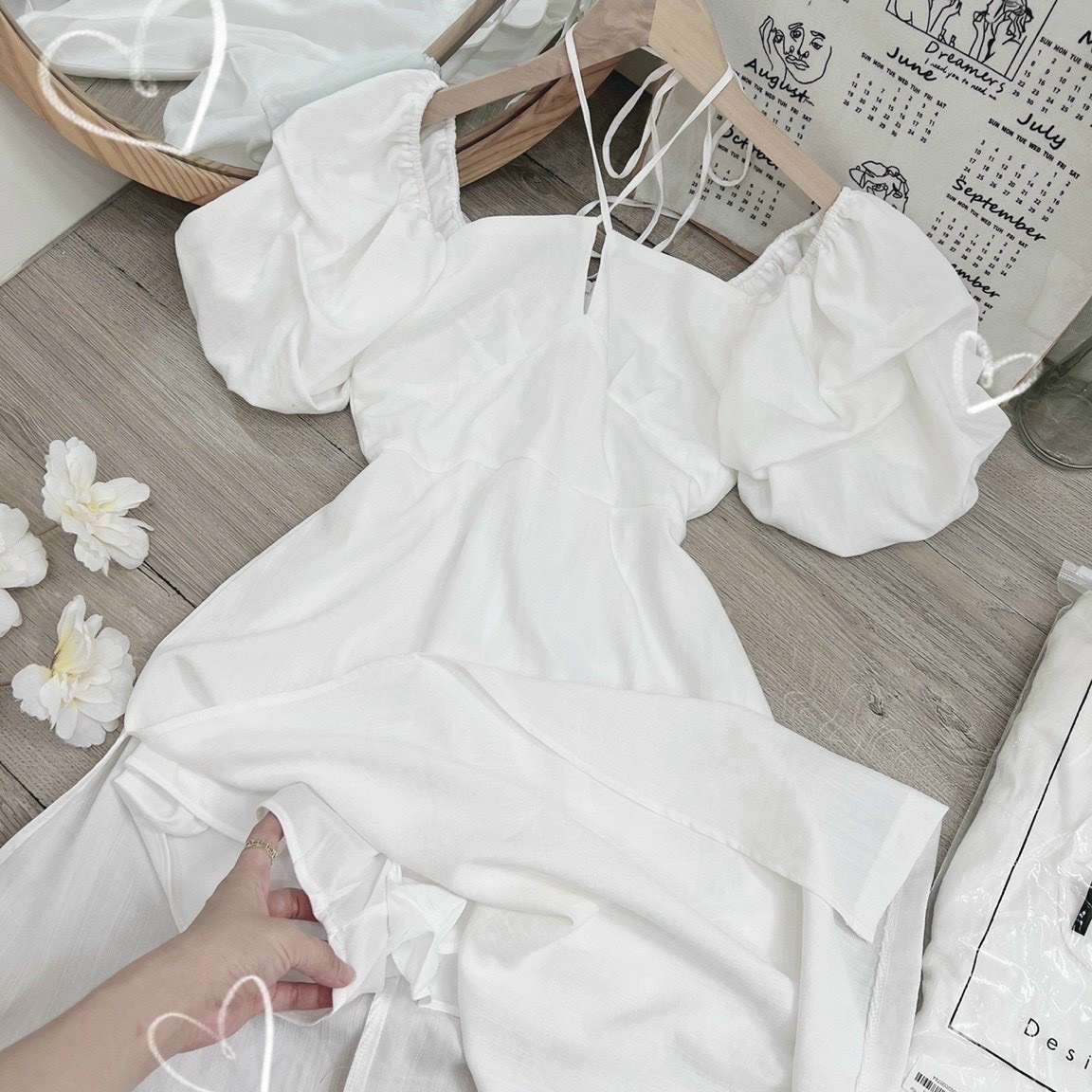 ĐẦM SUÔNG DÀI CỔ U DÂY YẾM XẺ ĐÙI MIDI TAY BỒNG TRẮNG ĐI BIỂN DẠO PHỐ DỰ TIỆC
