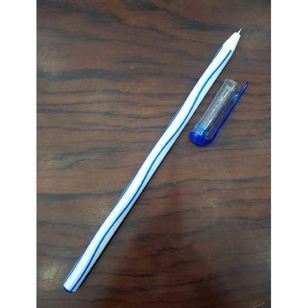 Bút bi nắp dài Lancer