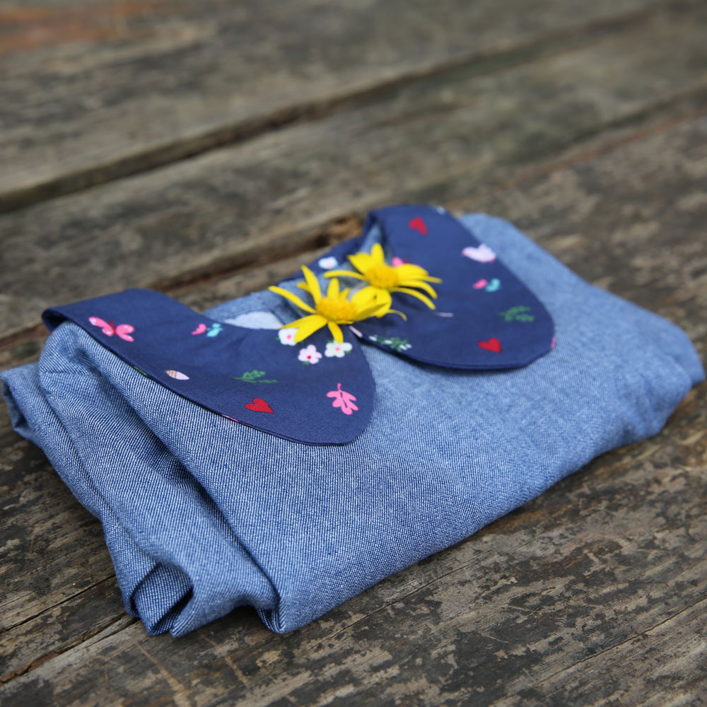 Váy denim năng động thoải mái cho bé, dễ thương