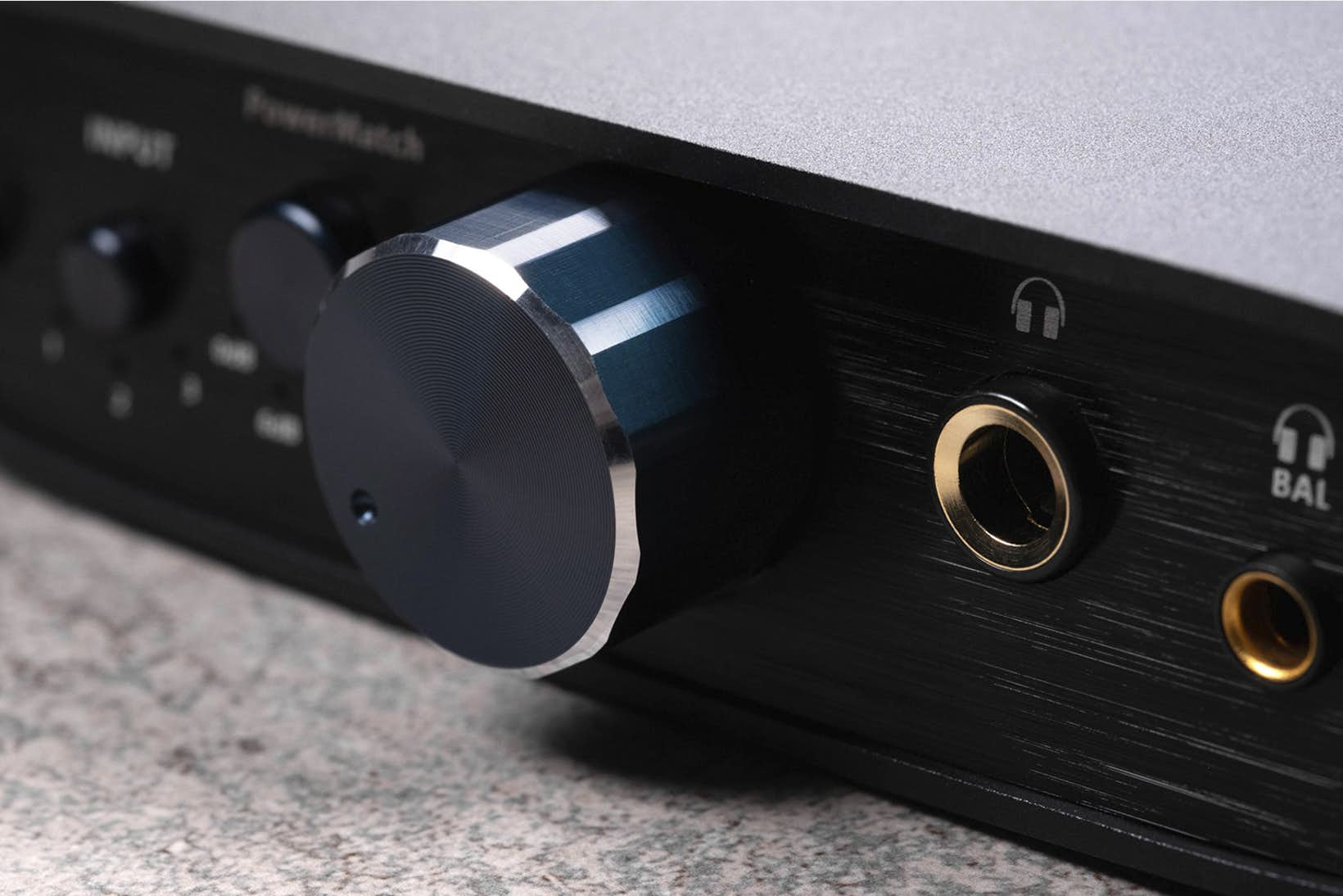 Bộ Giải Mã Dac/Amp iFi Zen CAN Signature 6XX - Hàng Nhập Khẩu