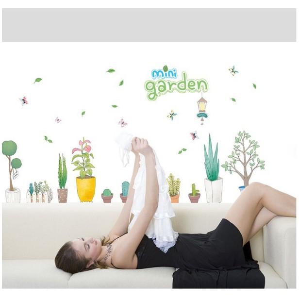 Decal trang trí tường - Nhiều Chậu Cây Mini Garden hoạt hình