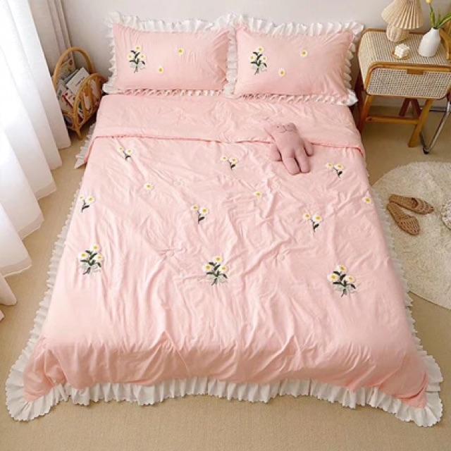 Set Chăn Ga Gối Đũi Thêu Cúc Hoạ Mi Hàng Nhập Khẩu Cao Cấp 4 Món Chăn Trần Sẵn
