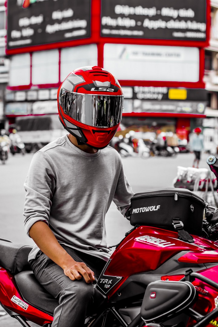 Mũ Bảo Hiểm Fullface Hai Kính LS2 FF800 Storm