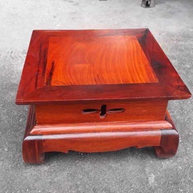 Kỉ vuông gỗ hương kệ các vận dụng trong nhà chắc chắn đẹp