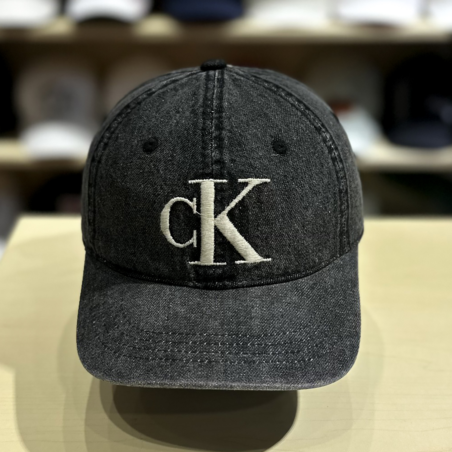 Nón kết, mũ lưỡi trai CK phối vải jeans form chuẩn thời trang cao cấp