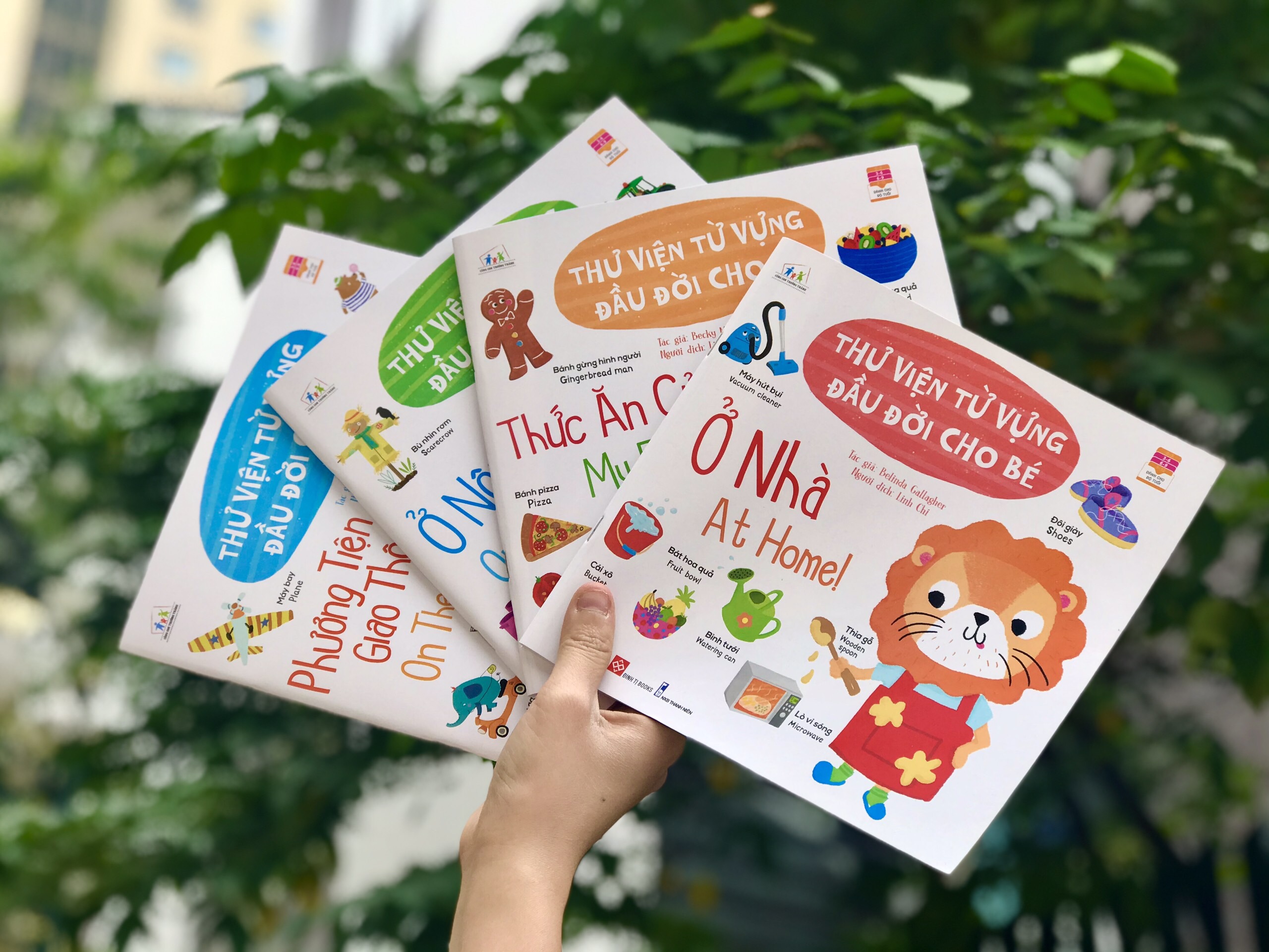 Thư viện từ vựng đầu đời cho bé bộ 4 cuốn