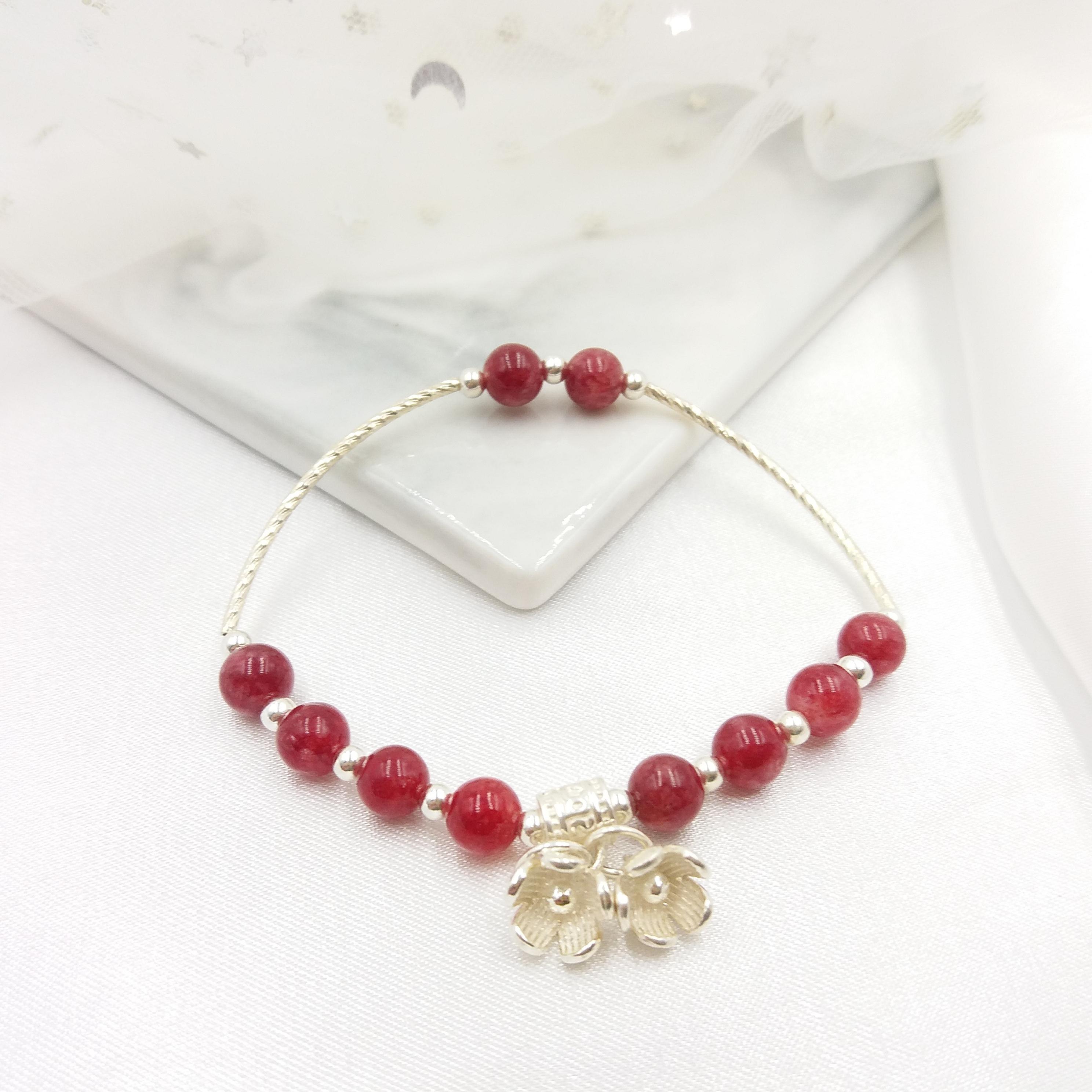 Vòng Tay Thập Lý Đào Hoa Đá Mã Não Đỏ Phối Charm Bạc 925
